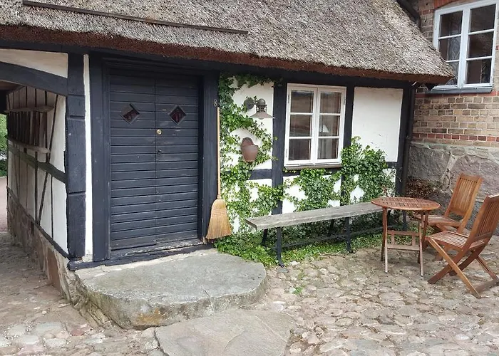 Killegarden Pa Kivik Bed and Breakfast