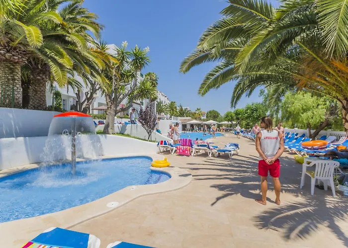 Aparthotel Holiday Center Santa Ponsa