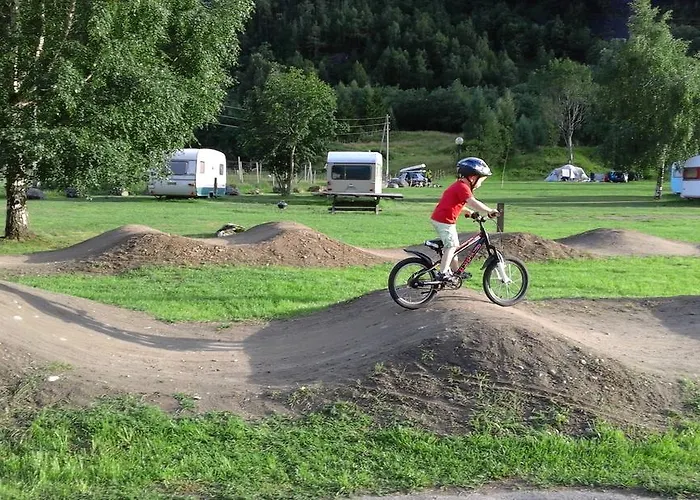 Folven Adventure Camp Hotell Hjelle