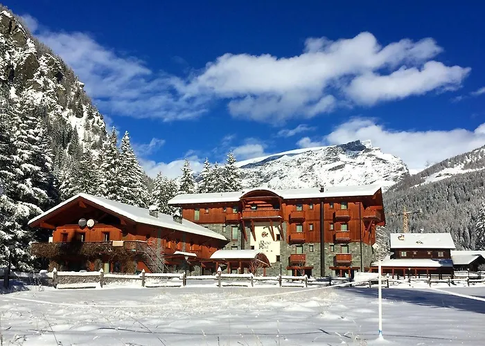 Le Rocher Hotel Champoluc