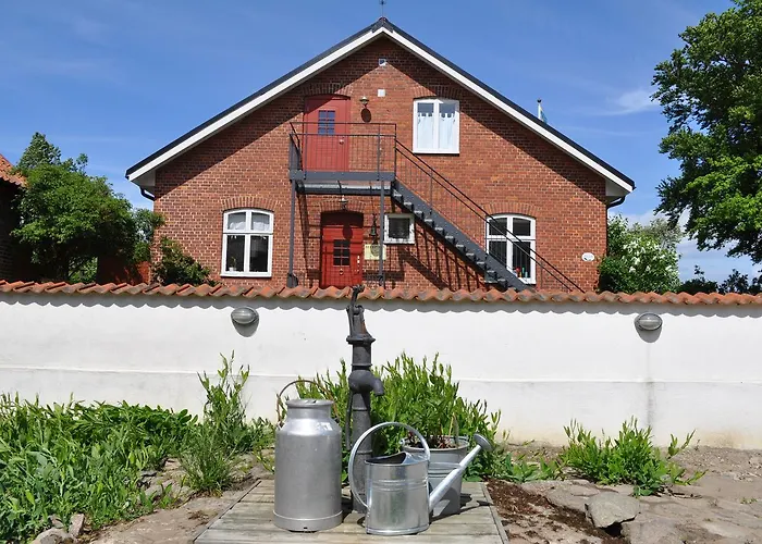 Villa Sandby B&B Borrby