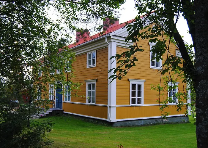 Hotell Prastgarden - Norrsken Lodge Overtornea