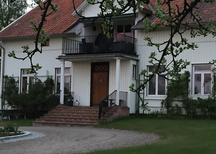Ekeby I Bro Bed and Breakfast