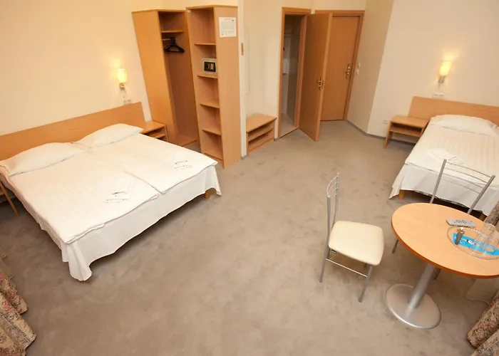 Toss Hotel Riika