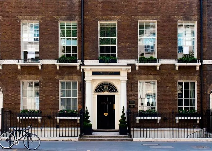 HotellAcademy - Small Luxury s Of The World