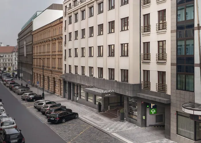 Almanac X Alcron Prague Hotell