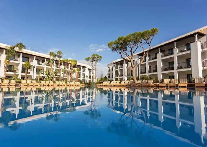 Pine Cliffs Gardens Hotell Albufeira