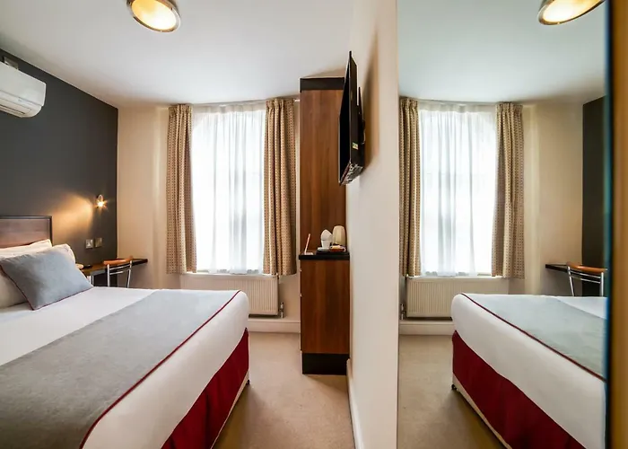 Elysee Hyde Park London