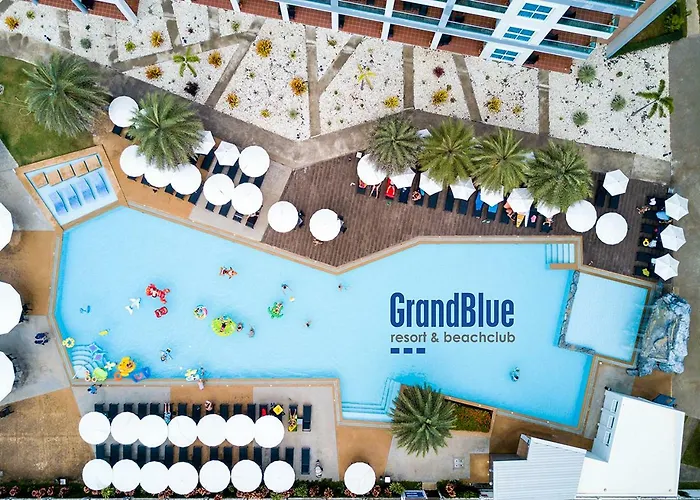 Grandblue Resort & Beachclub Mae Phim