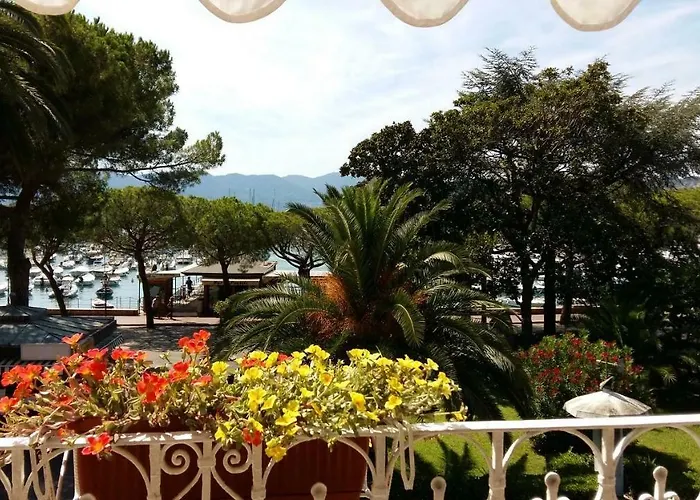 Prima Fila Hotell Lerici