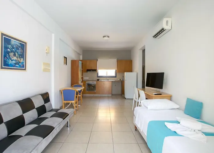 Sea Cleonapa Hotel Ajía Nápa