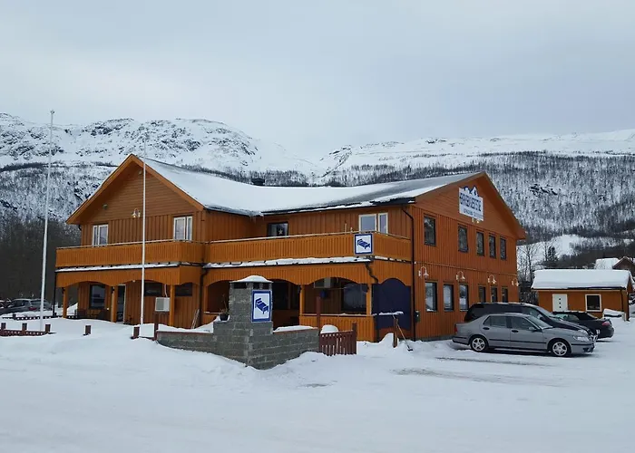 Henriksen Gjestestue Sørkjosen